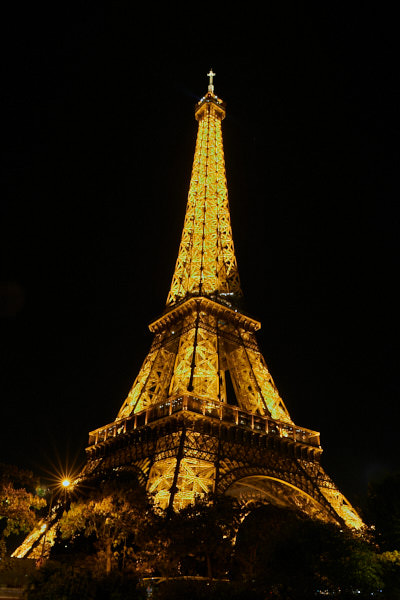 Eiffelturm bei Nacht, Paris, FRA